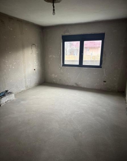 URGENT Vand Casa Renovata Recent in Viseu de Mijloc - 1