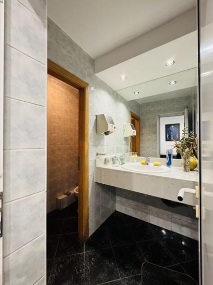 De Inchiriat Cladire Birouri stradal, Ideal sediu, Clinica, Birouri, Showroom - 24