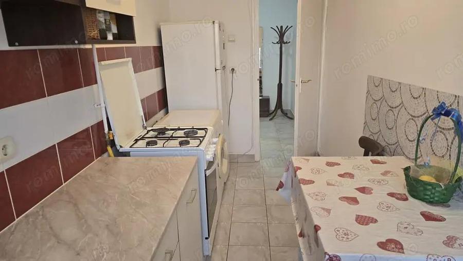 Vand apartament cu 2 camere in Deva, zona Lalelelor, etaj 3, bloc de 4 etaje, 54 mp, mobilat - 8