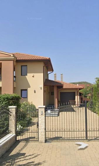 Proprietar, vand/inchiriez vila 420mp| Living 100mp| Ideala Business - 1