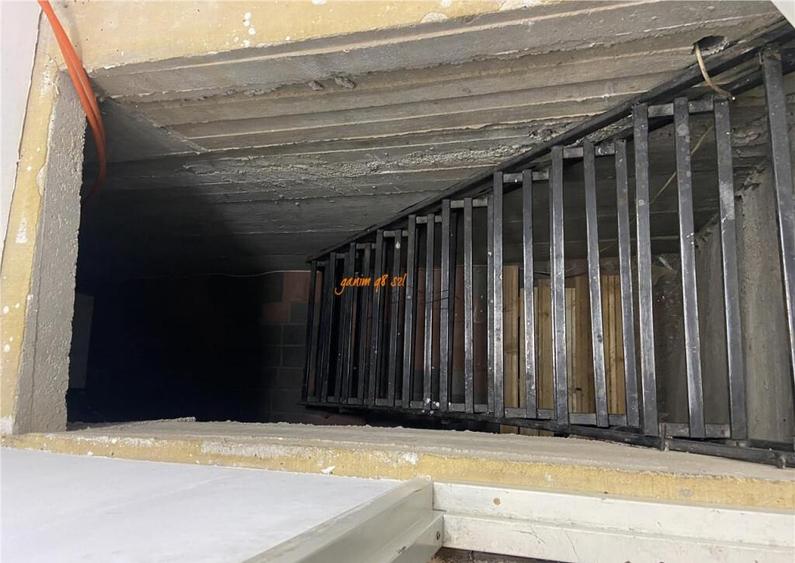 Spatiu comercial situat in zona sat Petresti , actual restau - 11