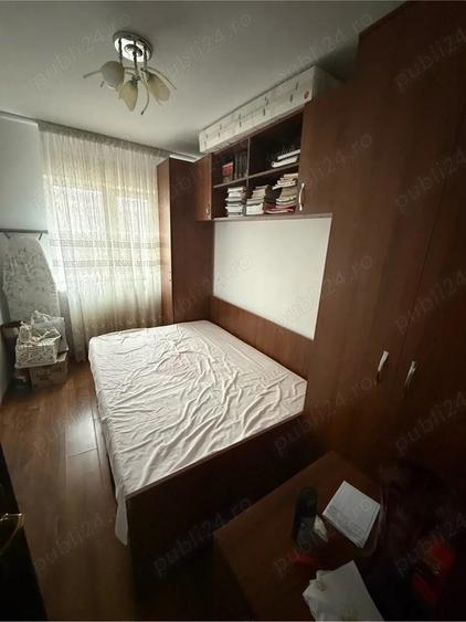 Inchiriez apartament 3 camere - 5