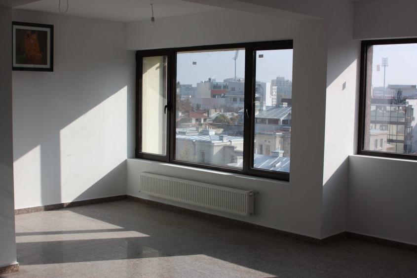 Vanzare imobil birouri pretabil investitie, inchiriata integral - 18