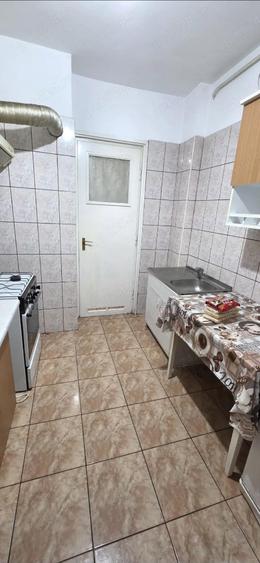 Apartament 2 camere, semidecomandat - Craiovei - 1