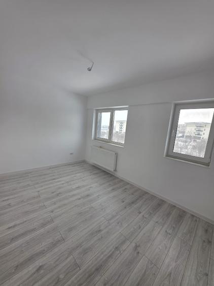 Apartament 3 camere parter decomandat, 83.19 mp, 141.423 Euro, PREDARE Martie 20 - 12