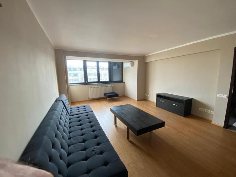 Bulevardul Decebal - 7