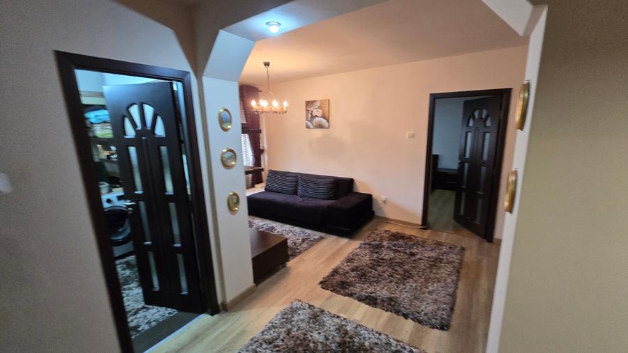 3 camere de vanzare  , etajul 1, ultracentral, Focsani - 29