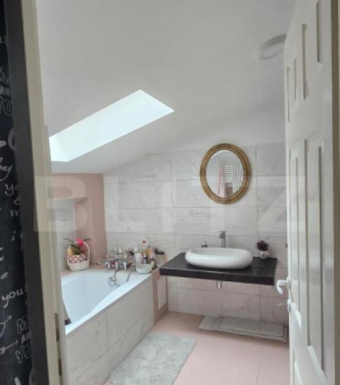 Casa de vanzare, 350 mp, zona Bercu Rosu - 16