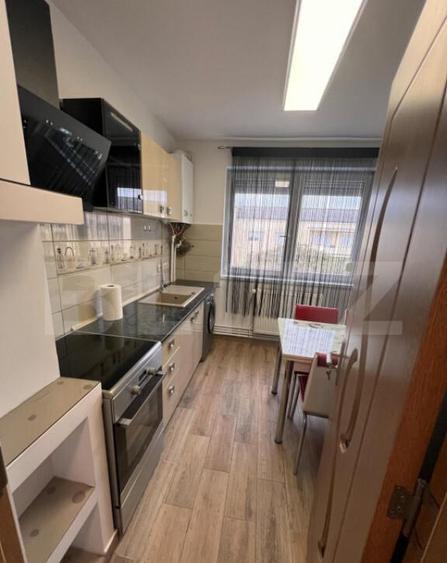 Apartament cu 2 camere, 50 mp, zona semicentrala - 2