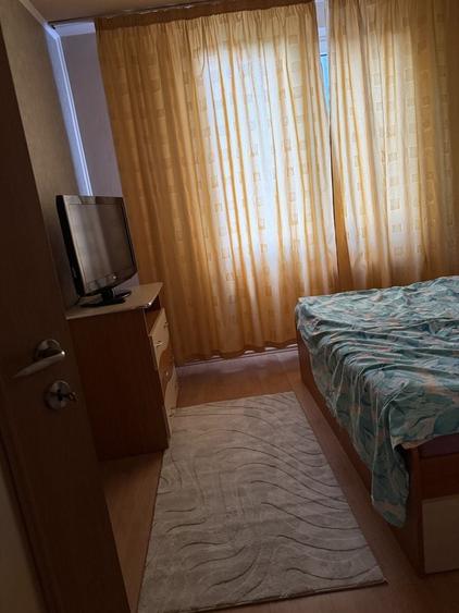 Apartament cu 3 camere decomandat în Dacia