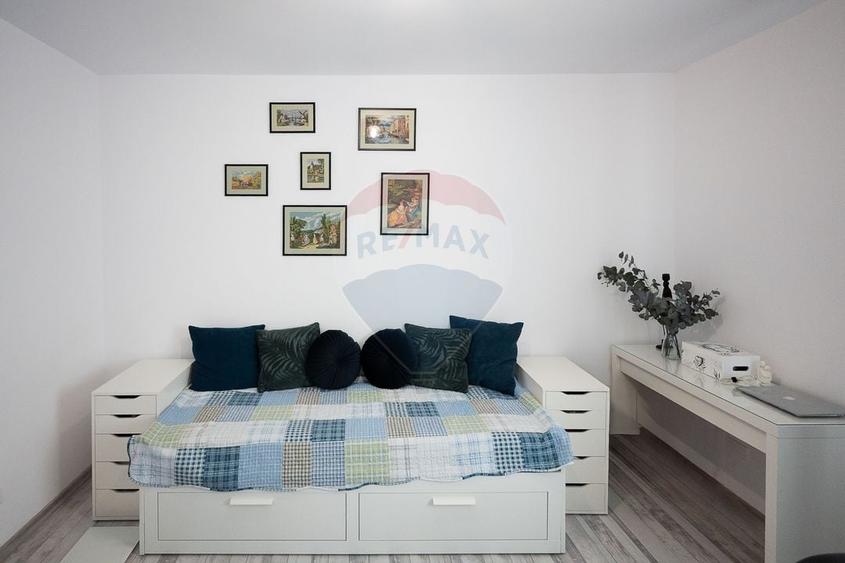 Apartament cu 3 camere de vânzare în zona Tomis Plus - 13