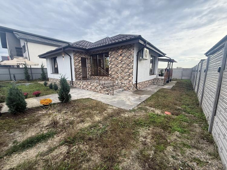 <Casa individuala parter> 3 camere 1 baie 380 mp teren GATA DE MUTARE