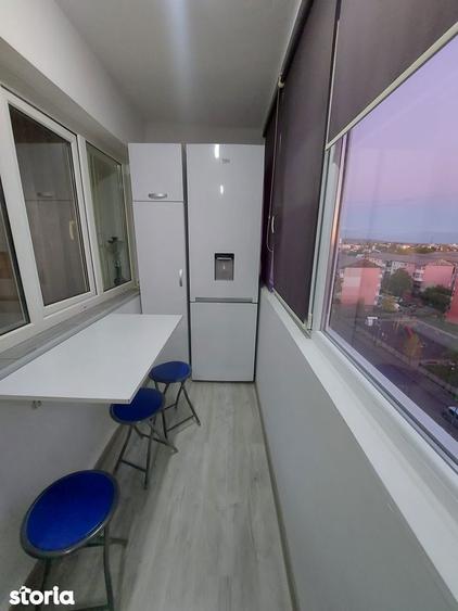 Apartament cu 2 camere decomandat în Micro 6