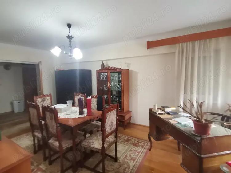PF vand apartament 3 camere ,centru,Alba Iulia