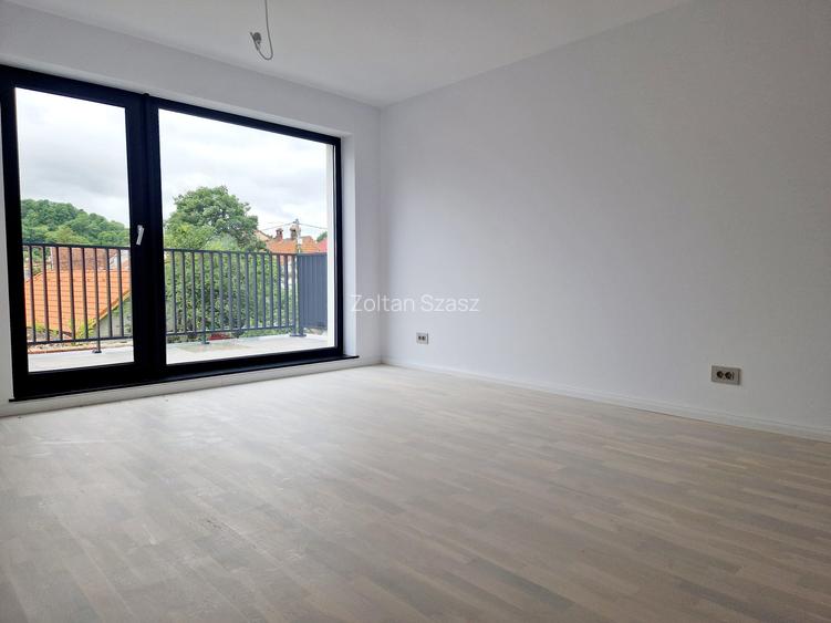 Apartament cu 2 camere decomandat în Central Apartament cu 2 camere decomandat în Central