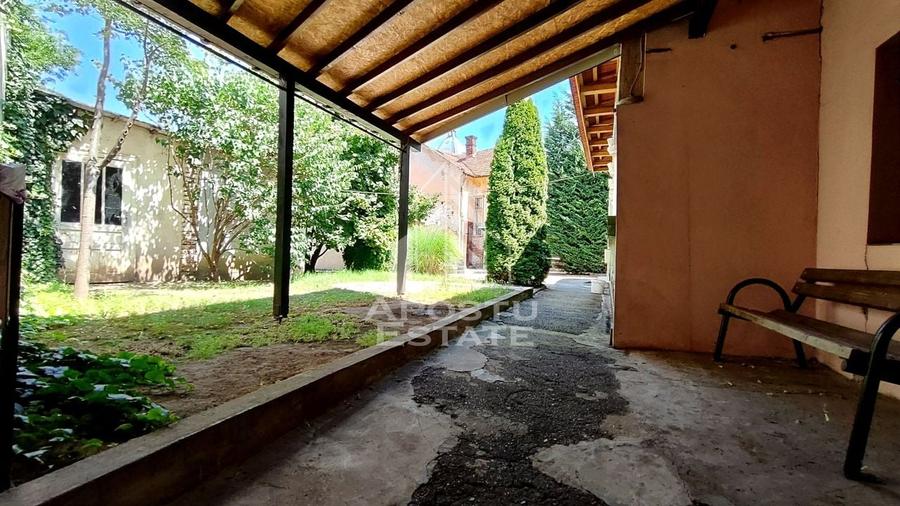 Casa la curte comuna 4 camere, zona Centrala - 5