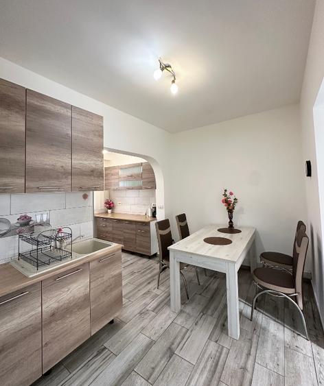 Vand casa in Giarmata ideala pt doua familii - 12