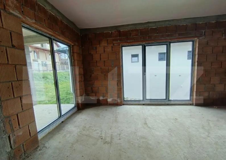 Casa cu 3 dormitoare ?i garaj in suprafa?a de 180 mp - 13