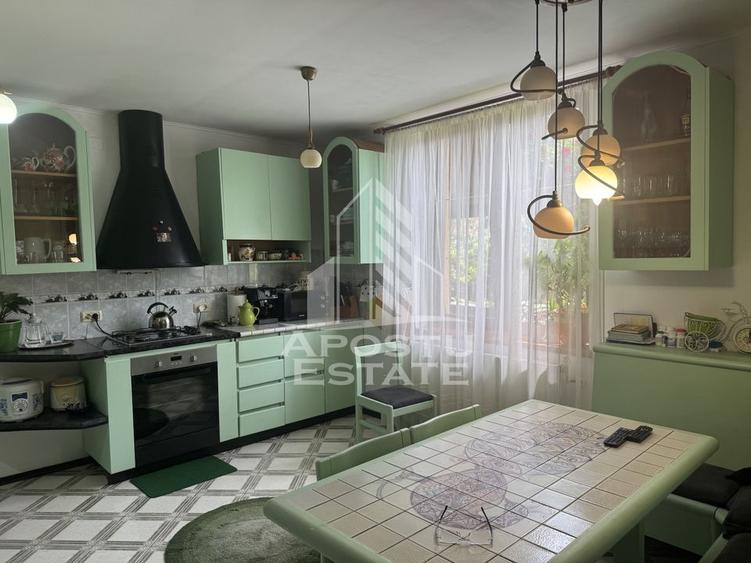 Casă unifamilială &icirc;n Ghiroda cu teren generos 1752 mp - 26