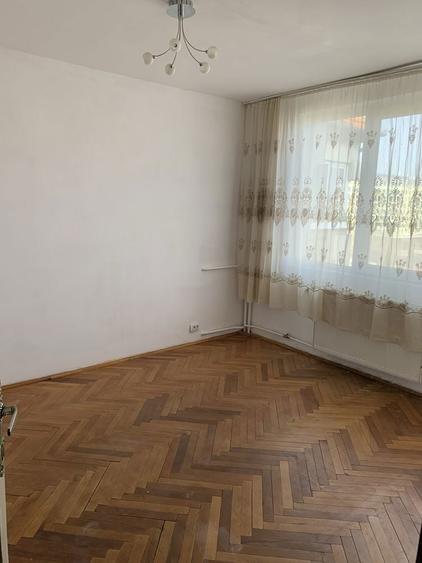 Apartament spatios cu 3 camere si terasa generoasa Rogerius, Oradea - 6