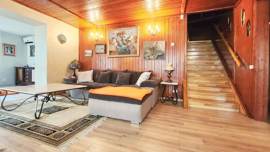 Vila 5 Camere, Complet Mobilata Si Utilata, Azuga, Teren 500 mp - 10