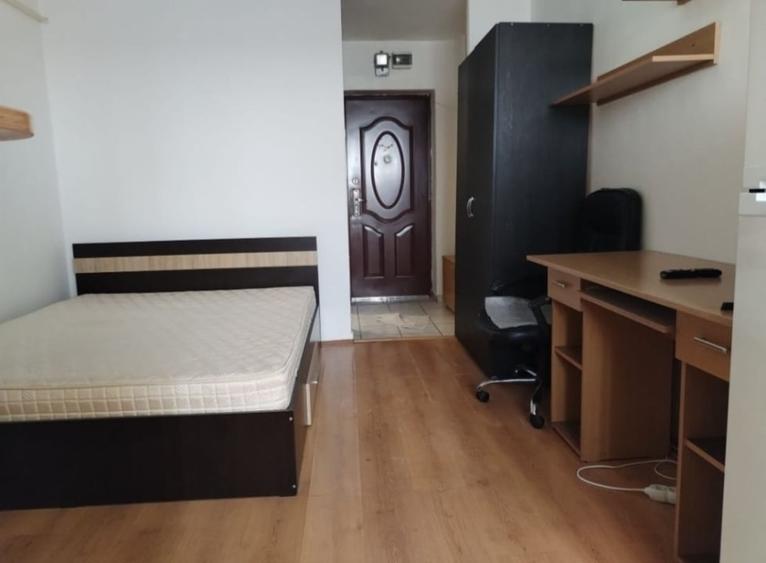 Tudor Vladimirescu-Iulius Mall-1 Camera -bloc 78' - 1