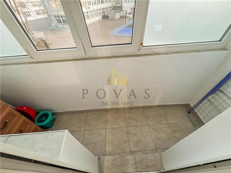 Vanzare Apartament 2 Camere Lujerului Veteranilor Gorjului - 10