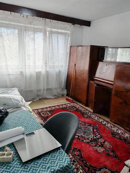 Pers fizica ofer spre inchiriere garsoniera confort 1 ,et 3 zona Dacia - 2