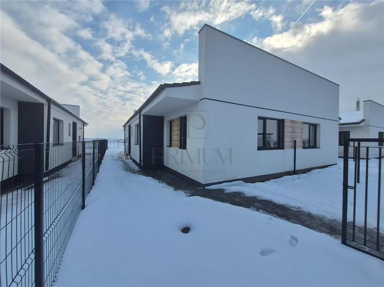 Duplex gata de mutare - superb - 3 camere - zona exclusivista - panouri solare - - 3