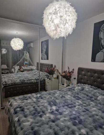 Apartament 2 camere, decomandat - zona Tractorul - 2