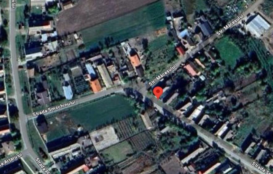 Cota de 1/2 din casa si teren, Loc Periam, Jud Timis - 1