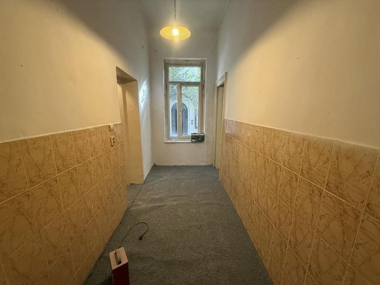 Oferta zilei !!! Garsoniera 33.4 mp utili in Vila - Zona Parcul Carol - 5