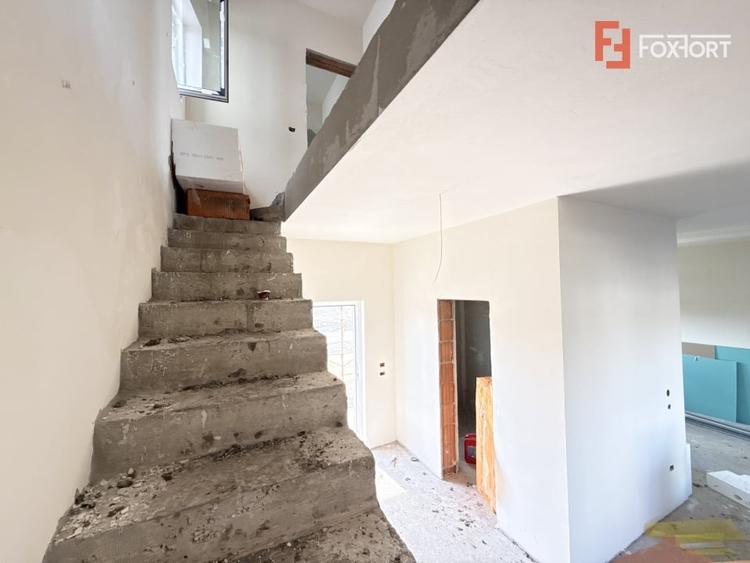 COMISION 0% Triplex cu 4 camere de vanzare in localitatea Sacalaz - 3