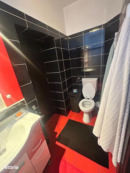 Apartament cu 2 camere semidecomandat în Centrul Civic