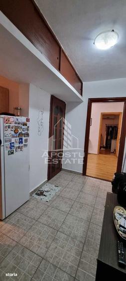 Apartament cu 3 camere, etajul 1, centrala proprie, zona Girocului - 2