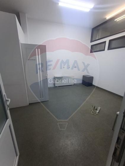 Spatiu comercia de inchiriat, 81 mp, zona McDonald's