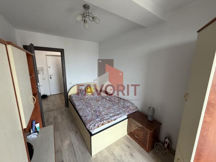 Spatios. Mobilat si utilat. Pozitie excelenta. - 18