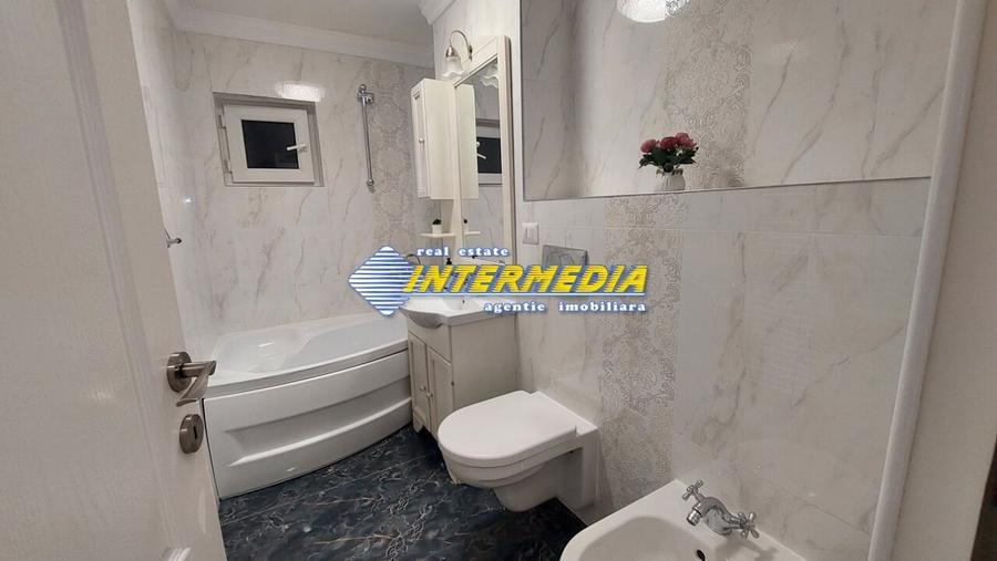 Apartament 2 dormitoare + living  Alba Iulia zona Mall - 4