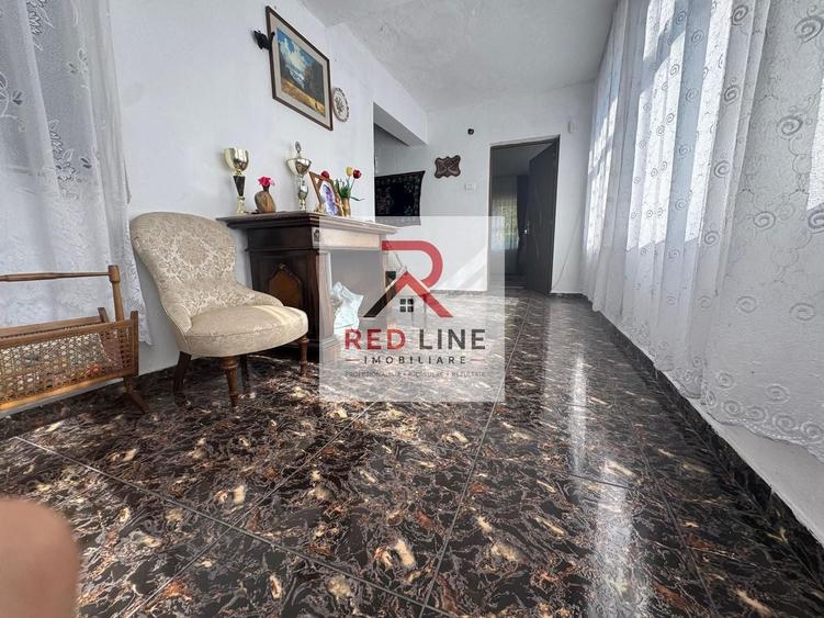 Casă individuală cu 4 camere cu Canalizare în Prejna