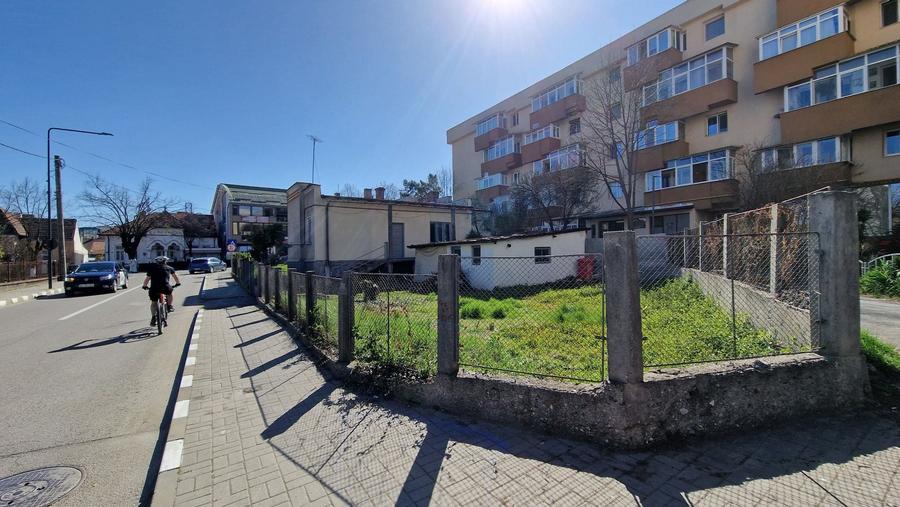 Casă cu 3 camere în Central
