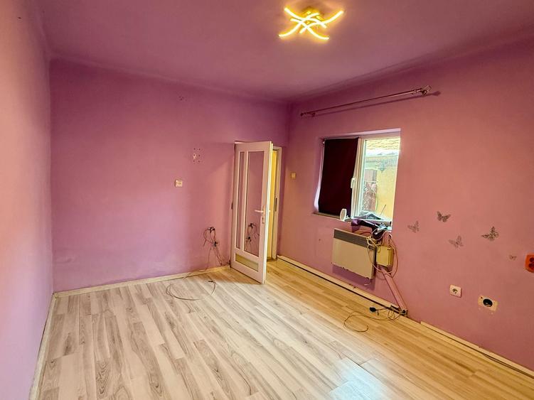Comision 0% - Zona Stadion - Casa cu 3 camere si dependinte - 5