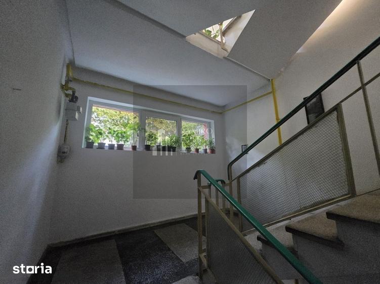 Apartament cu 3 camere decomandat în Rahova
