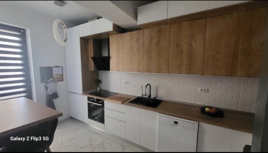 Apartament cu 2 camere decomandat în