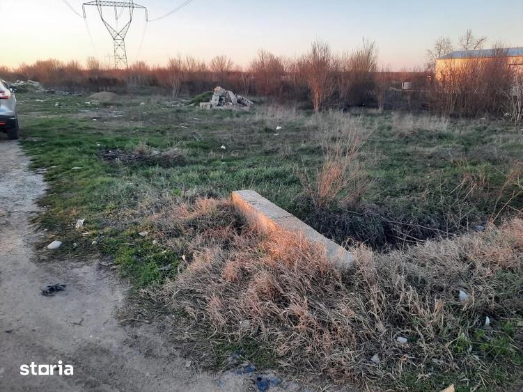 Teren de 7650 mp, în Săbăreni