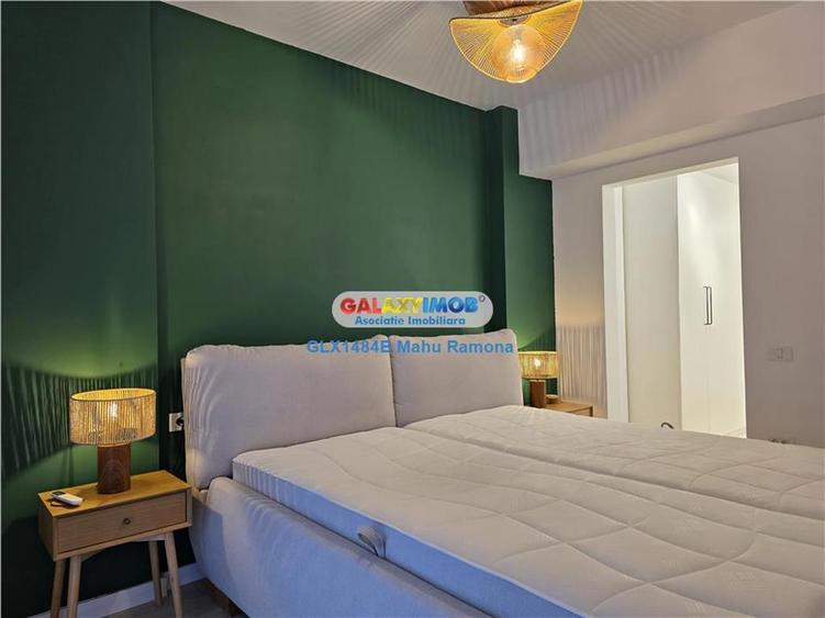 Apartament cu 3 camere decomandat, mobilat în Central
