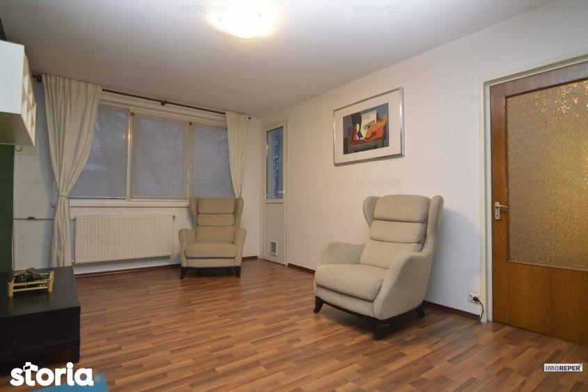 Apartament cu 2 camere, mobilat în Tei