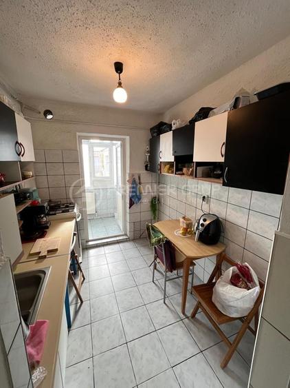 Apartament cu 2 camere decomandat în Canta