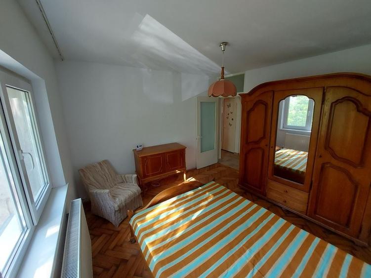 Apartament cu 2 camere decomandat în Exterior Vest
