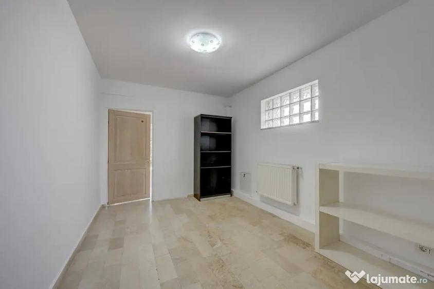 Casă cu 3 camere cu Teren 115 Mp în Drumul Sării
