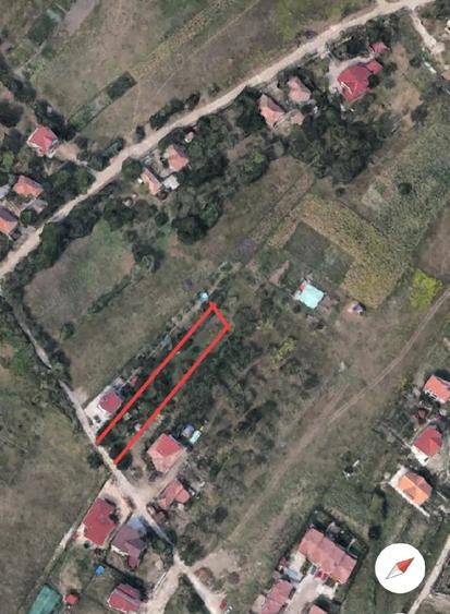 Teren de 1300 mp, în Borhanci